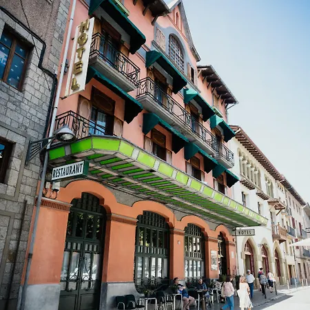 De Camprodón Hotel